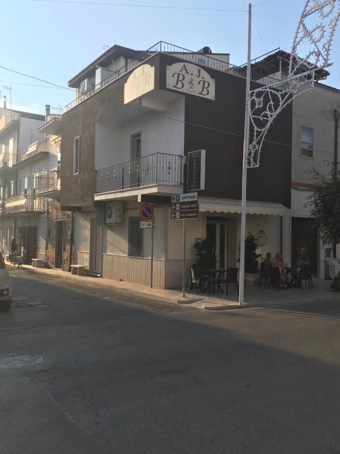 A.J. B&B Lesina Exterior foto